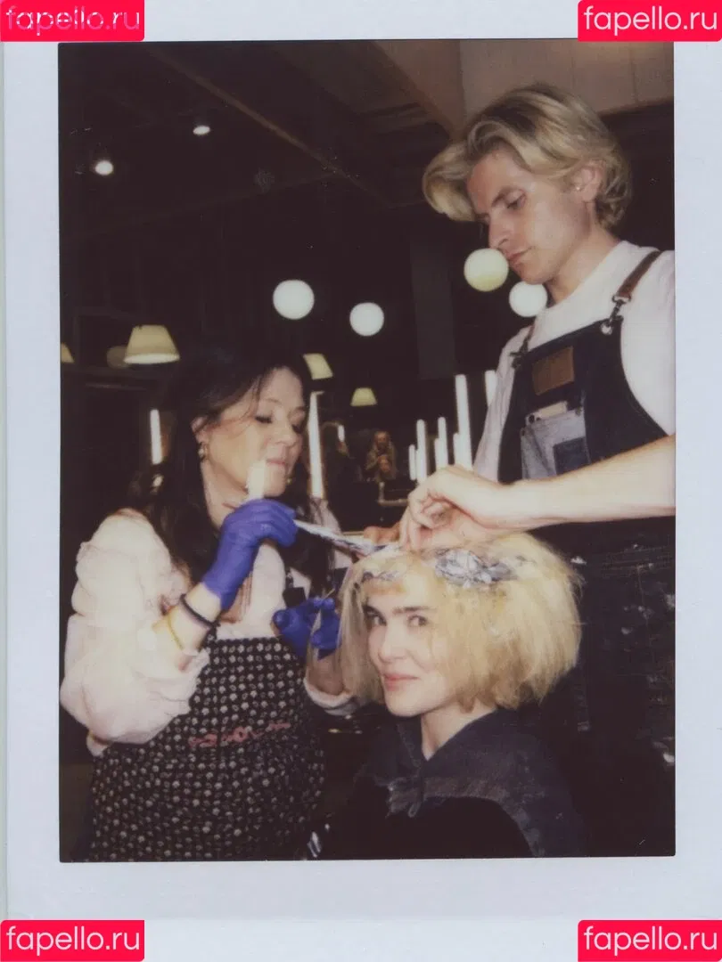 Zoey Deutch / zoeydeutch Onlyfans Photo Gallery 