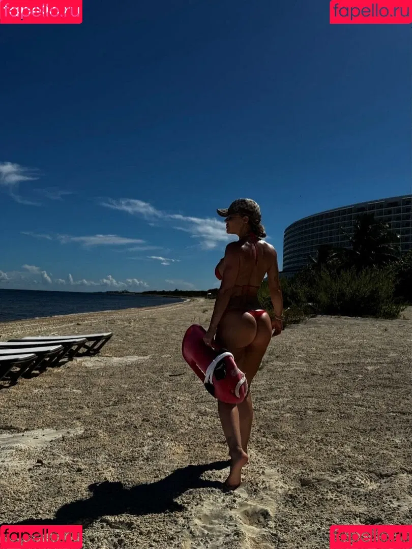 Evangelina Anderson / evangelinaanderson Onlyfans Photo Gallery 