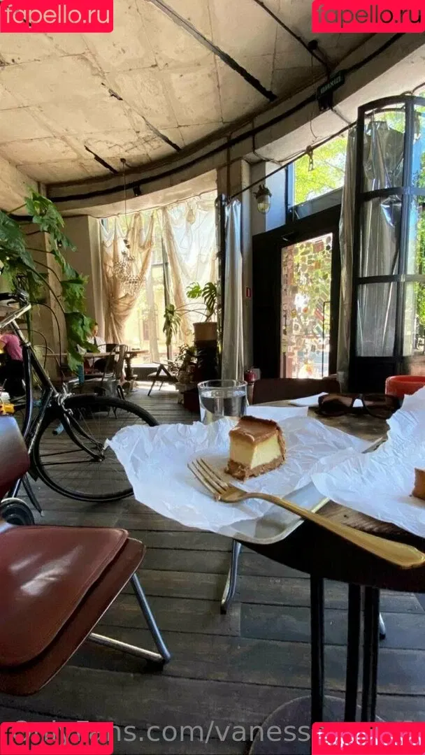 the.gardner.girls3 / vanessaroom8 Onlyfans Photo Gallery 