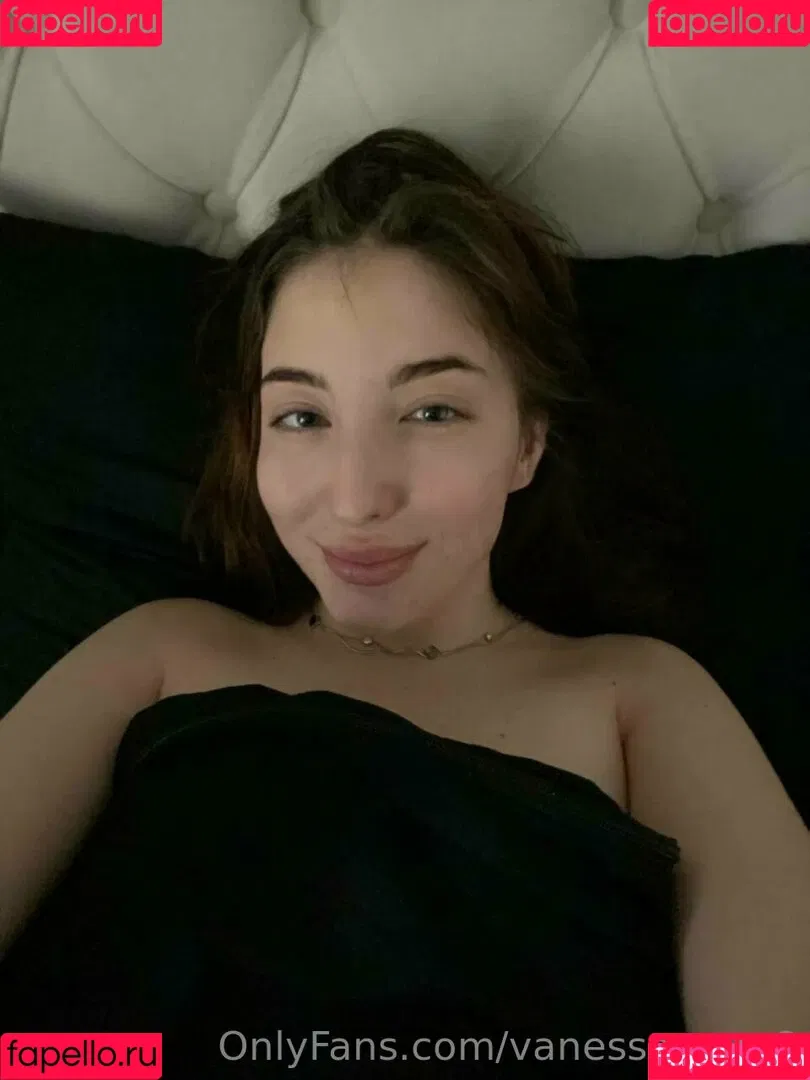 the.gardner.girls3 / vanessaroom8 Onlyfans Photo Gallery 