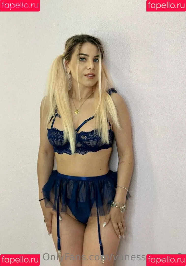 the.gardner.girls3 / vanessaroom8 Onlyfans Photo Gallery 