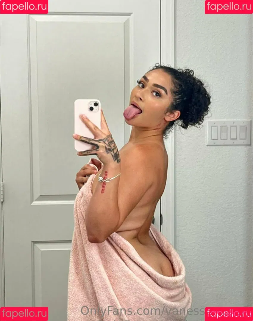 the.gardner.girls3 / vanessaroom8 Onlyfans Photo Gallery 