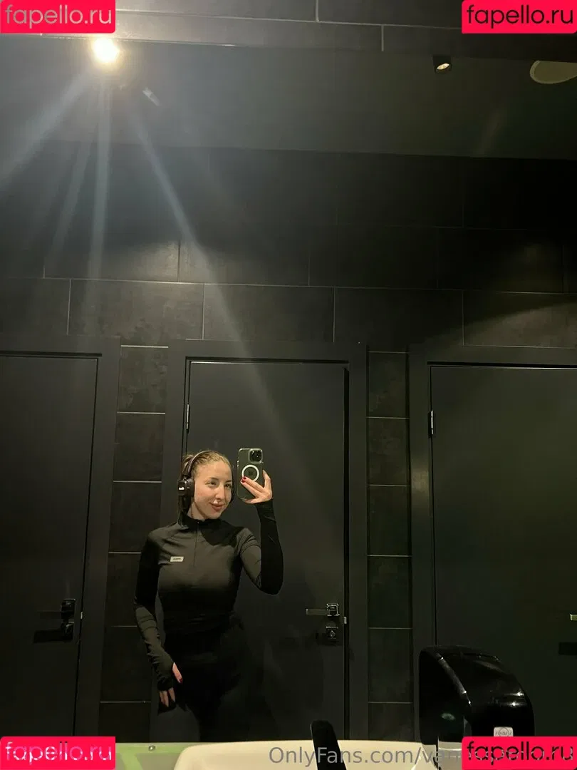 the.gardner.girls3 / vanessaroom8 Onlyfans Photo Gallery 