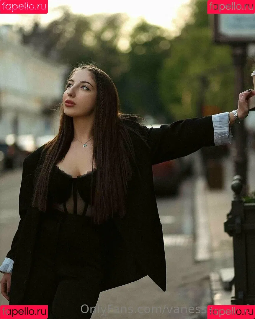 the.gardner.girls3 / vanessaroom8 Onlyfans Photo Gallery 