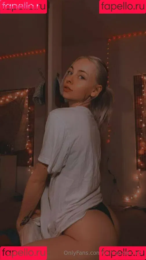 the.gardner.girls3 / vanessaroom8 Onlyfans Photo Gallery 