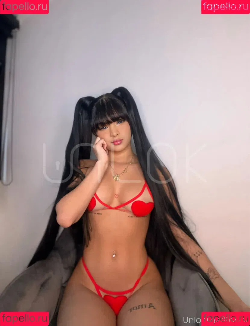 Paola Castillo / PaolaCa76854576 / Paopi1 / paocastillooficial Onlyfans Photo Gallery 