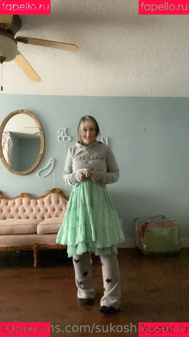 Chimkennstars / sukoshicosplay / sukoshisushi Onlyfans Photo Gallery 