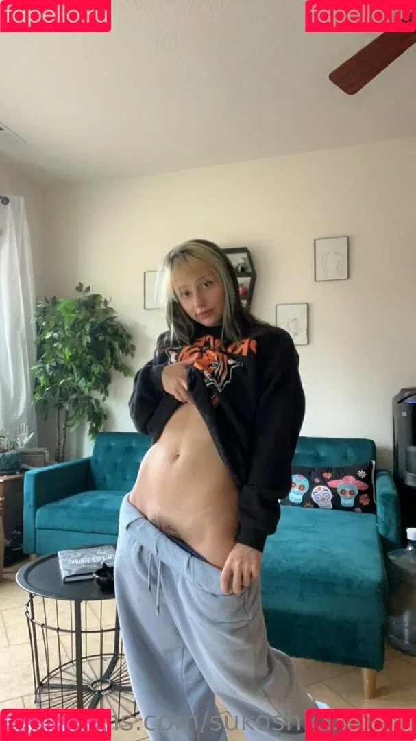 Chimkennstars / sukoshicosplay / sukoshisushi Onlyfans Photo Gallery 