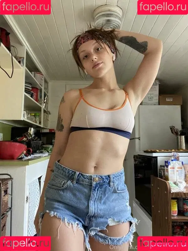 Chimkennstars / sukoshicosplay / sukoshisushi Onlyfans Photo Gallery 