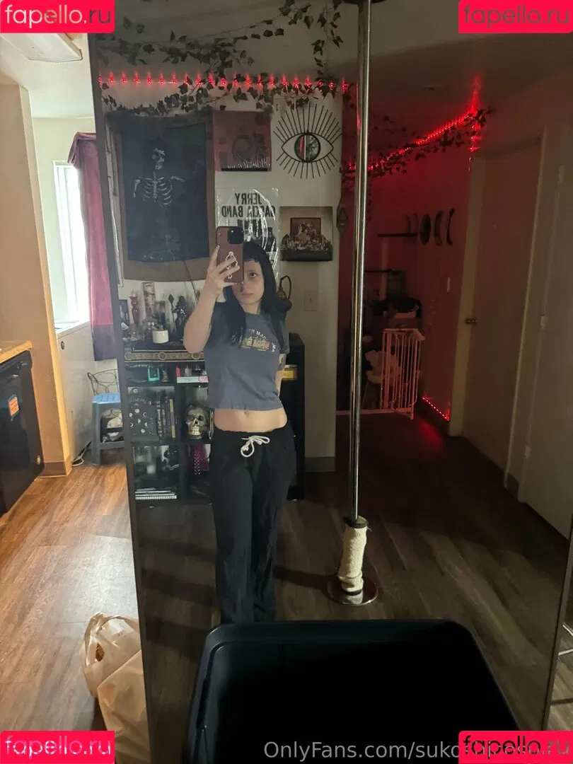 Chimkennstars / sukoshicosplay / sukoshisushi Onlyfans Photo Gallery 