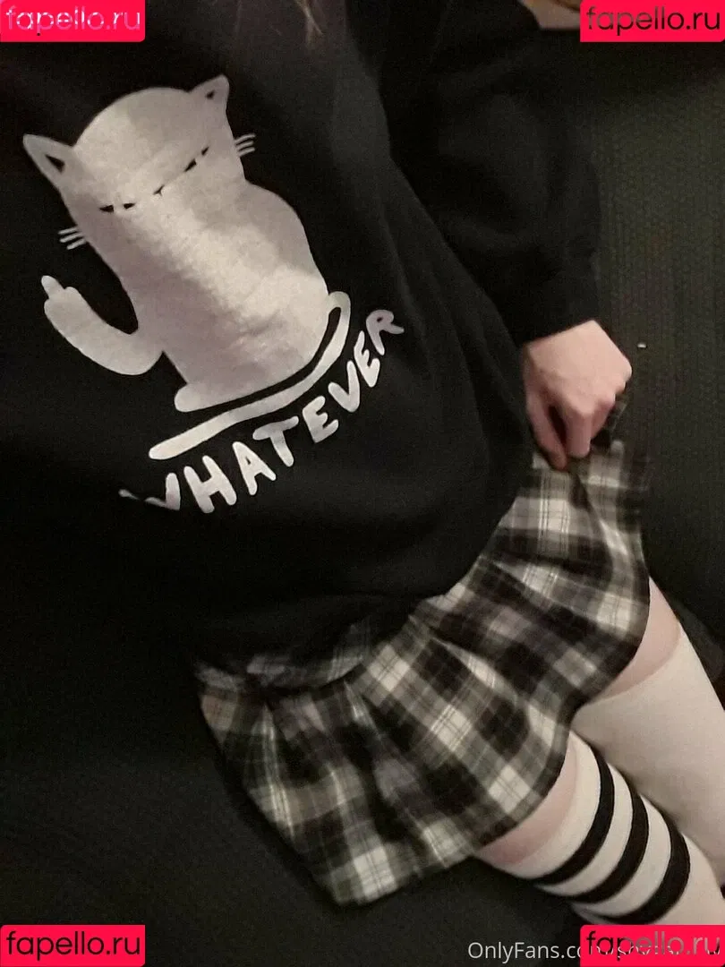 ShyGal_Lilly / shyishgal Onlyfans Photo Gallery 