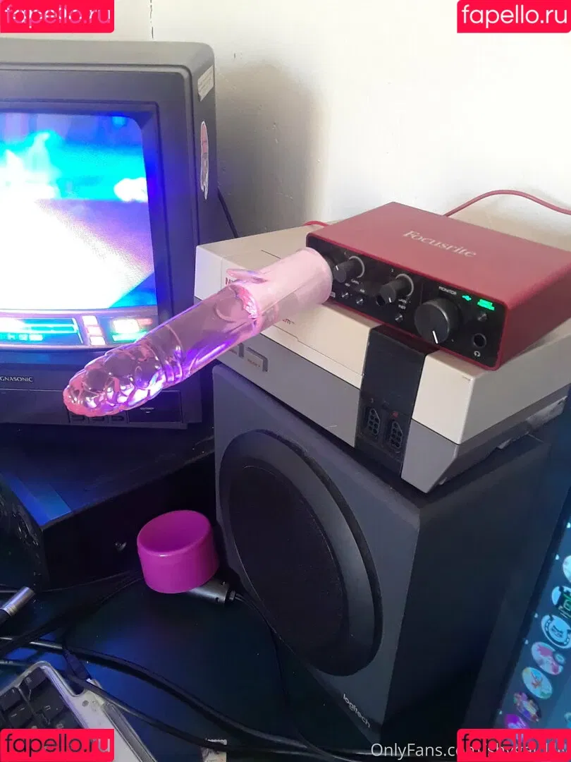 ShyGal_Lilly / shyishgal Onlyfans Photo Gallery 