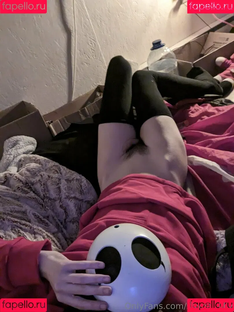 ShyGal_Lilly / shyishgal Onlyfans Photo Gallery 