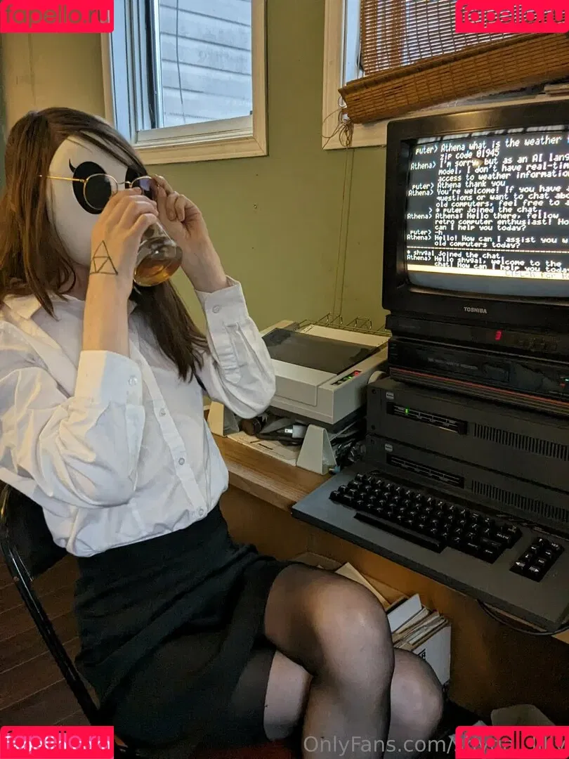 ShyGal_Lilly / shyishgal Onlyfans Photo Gallery 