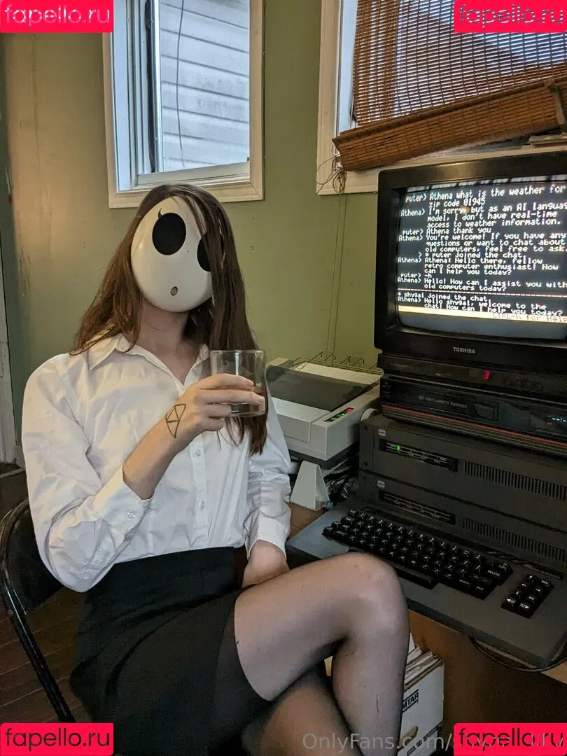 ShyGal_Lilly / shyishgal Onlyfans Photo Gallery 