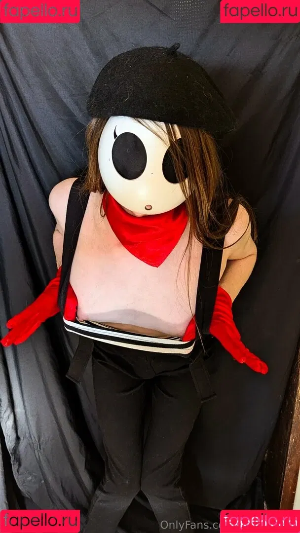 ShyGal_Lilly / shyishgal Onlyfans Photo Gallery 