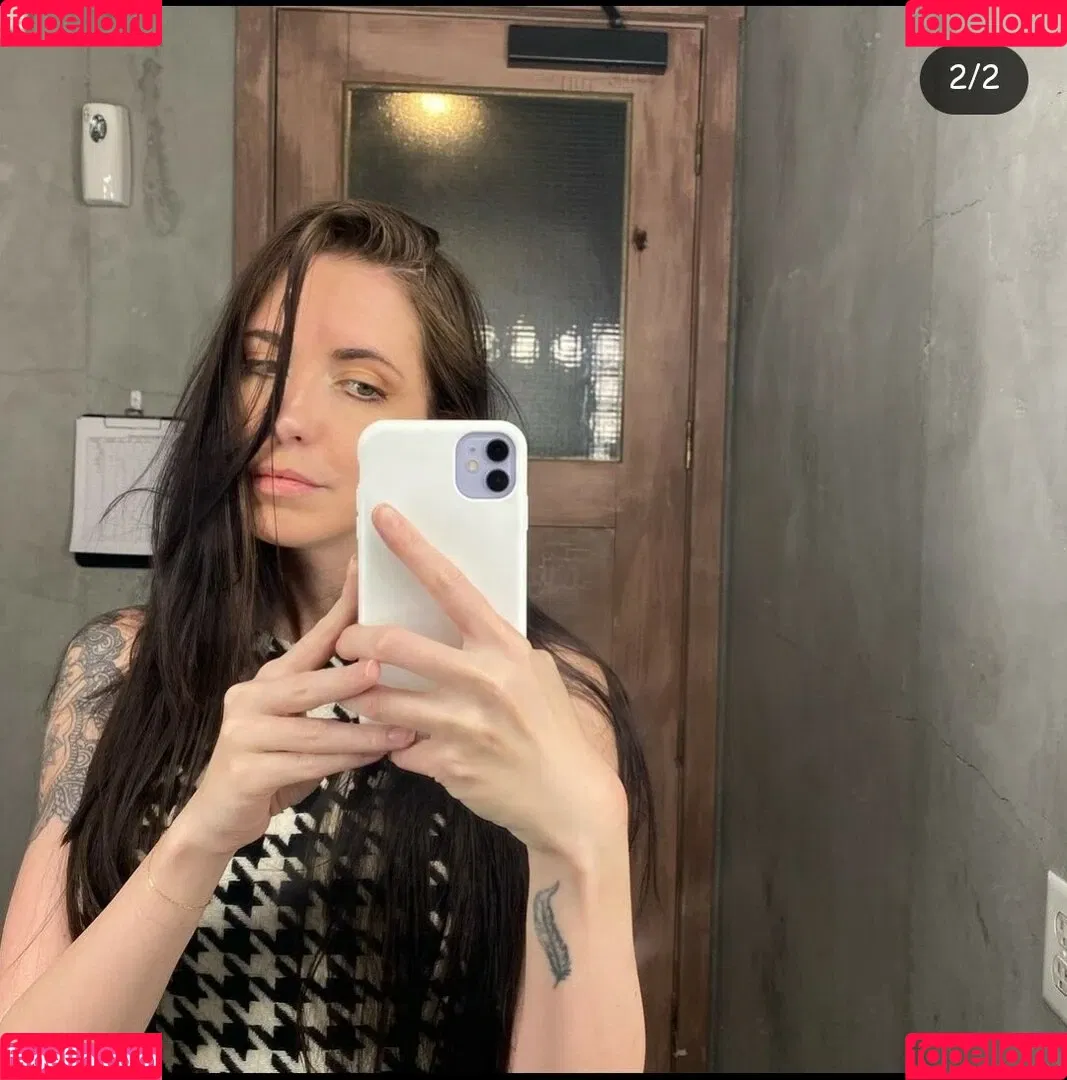 Ashley Lunt / ashleyelunt / gothgoddessgirl Onlyfans Photo Gallery 