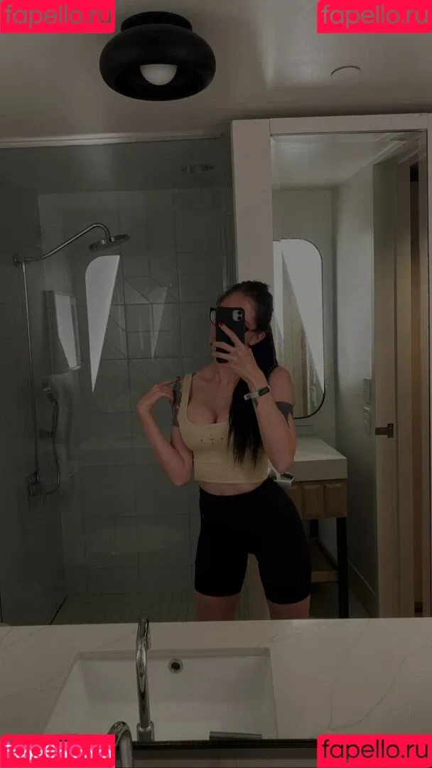 Ashley Lunt / ashleyelunt / gothgoddessgirl Onlyfans Photo Gallery 