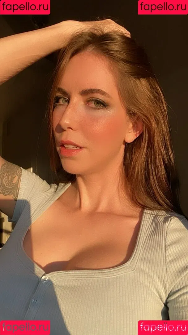 Ashley Lunt / ashleyelunt / gothgoddessgirl Onlyfans Photo Gallery 