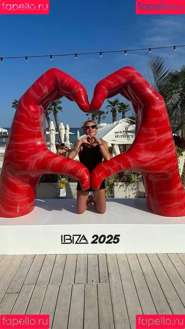 lisafoxy Onlyfans Photo Gallery 