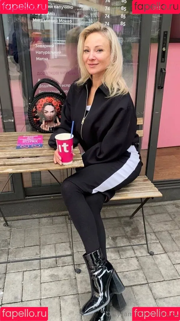 lisafoxy Onlyfans Photo Gallery 