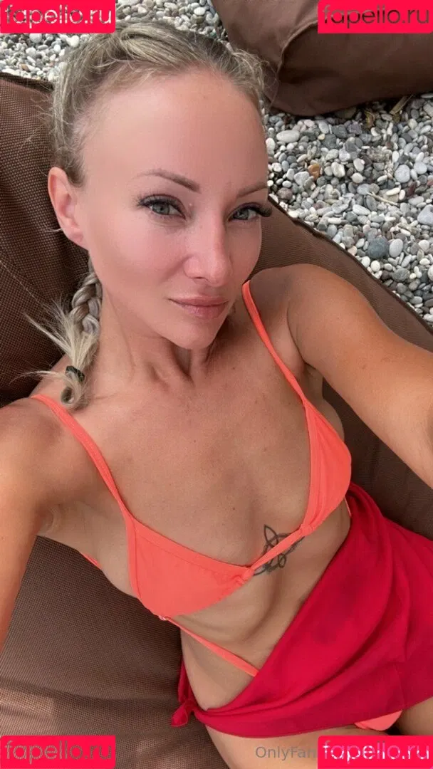 lisafoxy Onlyfans Photo Gallery 