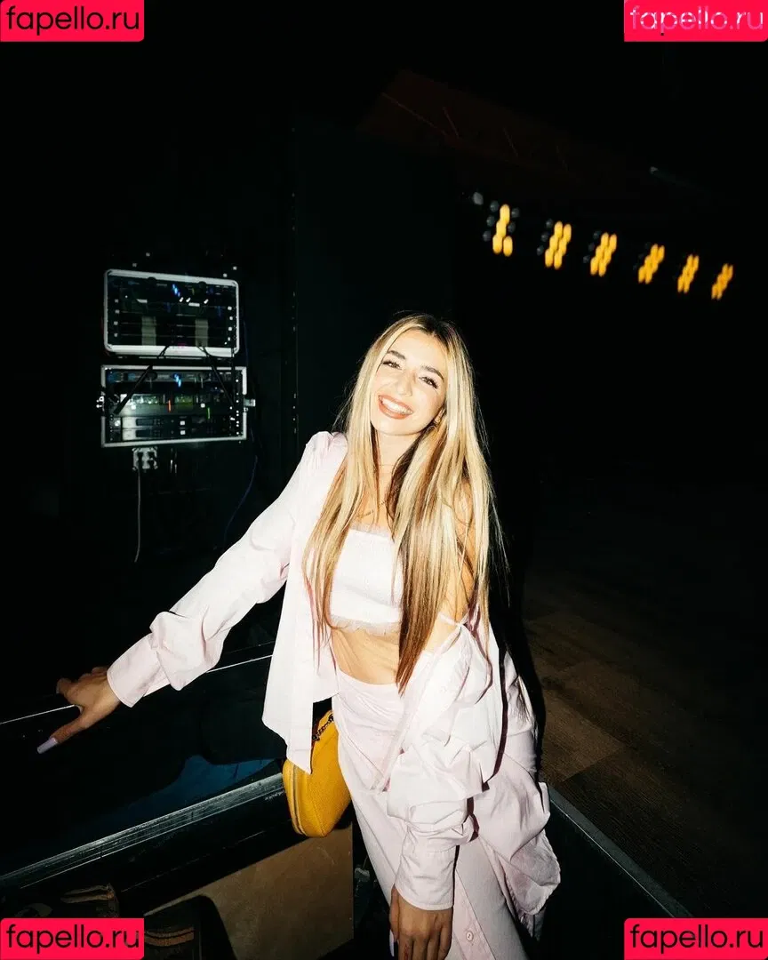 Lola Indigo / lolaindigo Onlyfans Photo Gallery 