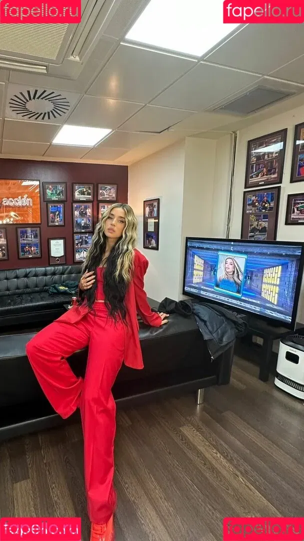 Lola Indigo / lolaindigo Onlyfans Photo Gallery 