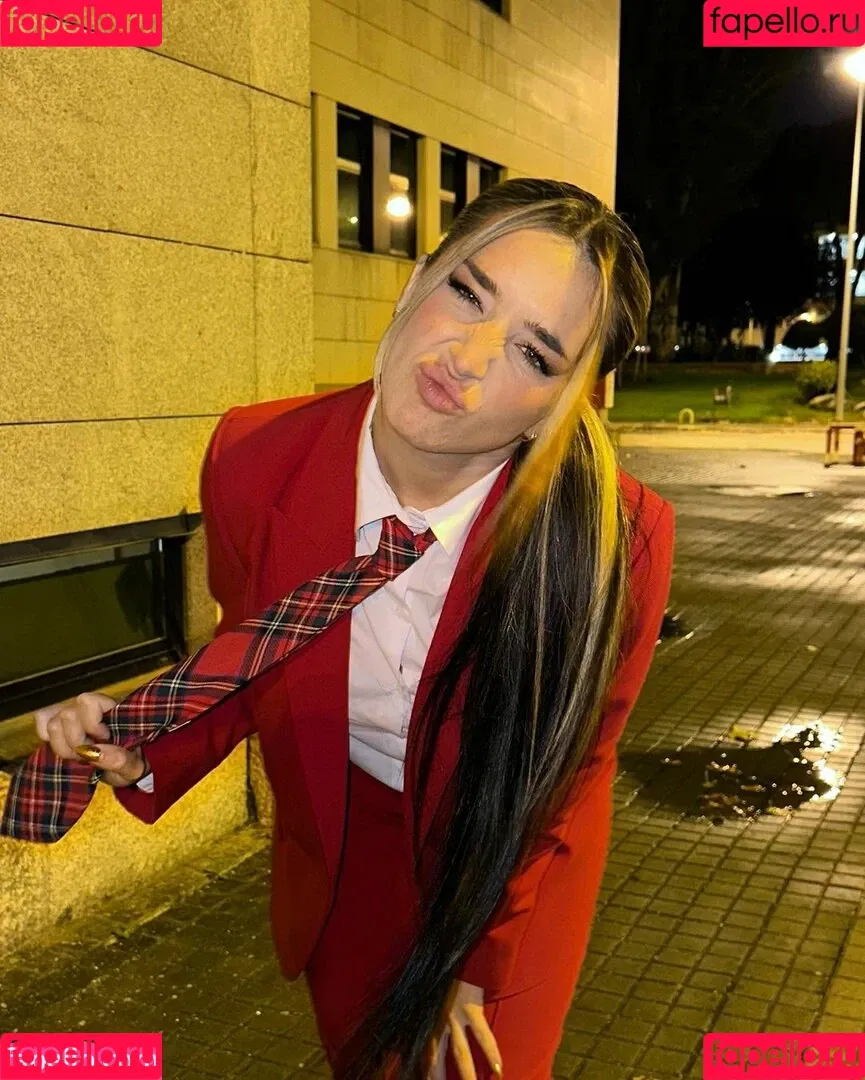 Lola Indigo / lolaindigo Onlyfans Photo Gallery 