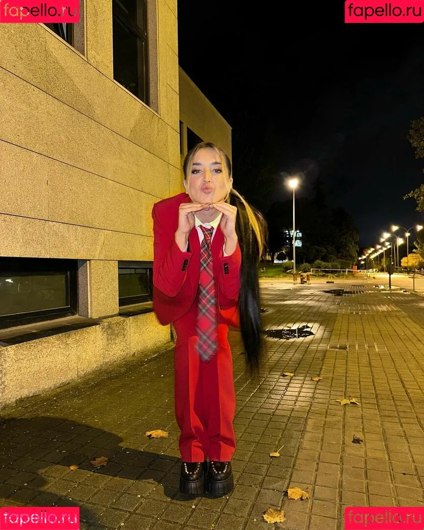 Lola Indigo / lolaindigo Onlyfans Photo Gallery 