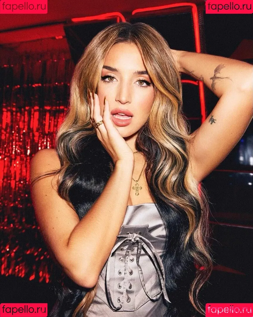 Lola Indigo / lolaindigo Onlyfans Photo Gallery 