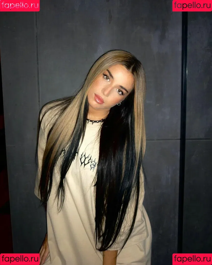 Lola Indigo / lolaindigo Onlyfans Photo Gallery 