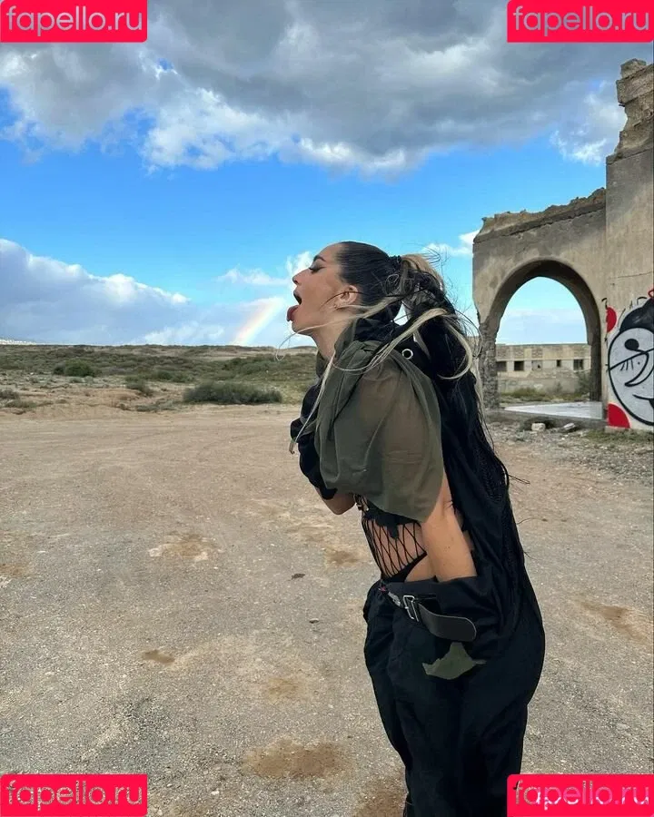 Lola Indigo / lolaindigo Onlyfans Photo Gallery 