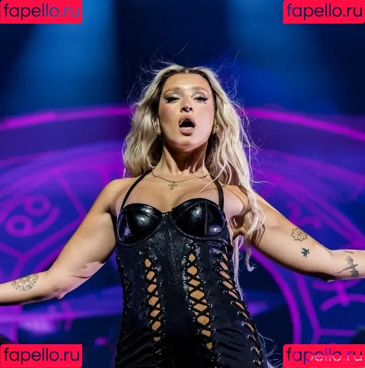 Lola Indigo / lolaindigo Onlyfans Photo Gallery 