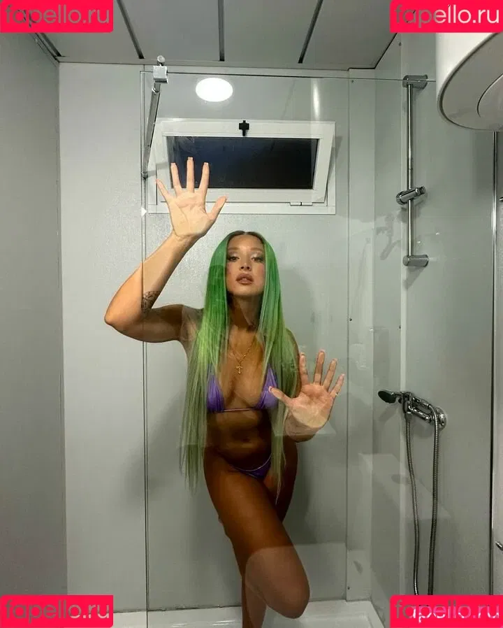 Lola Indigo / lolaindigo Onlyfans Photo Gallery 