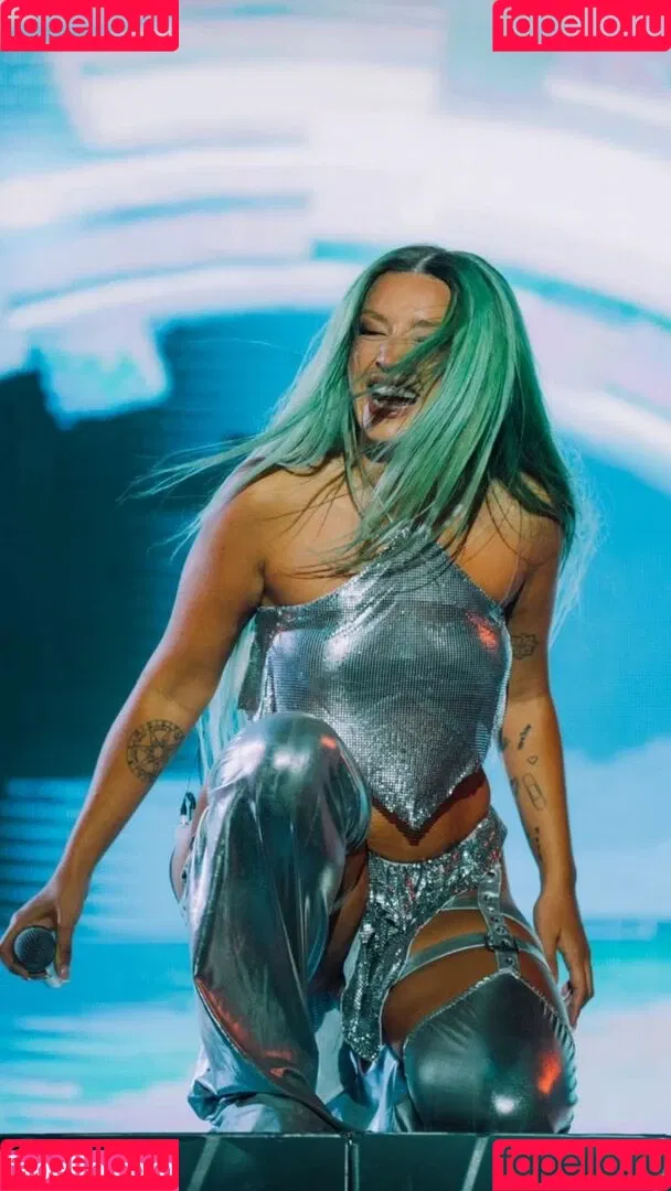 Lola Indigo / lolaindigo Onlyfans Photo Gallery 