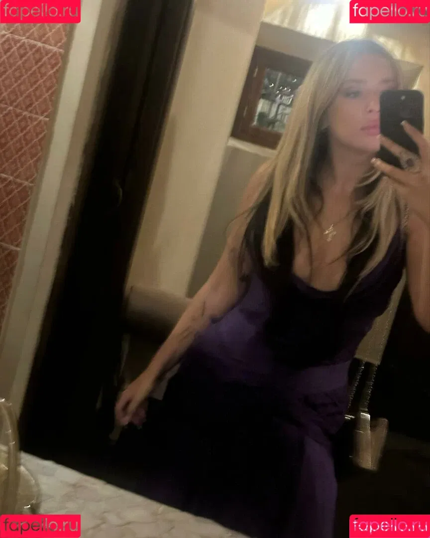 Lola Indigo / lolaindigo Onlyfans Photo Gallery 