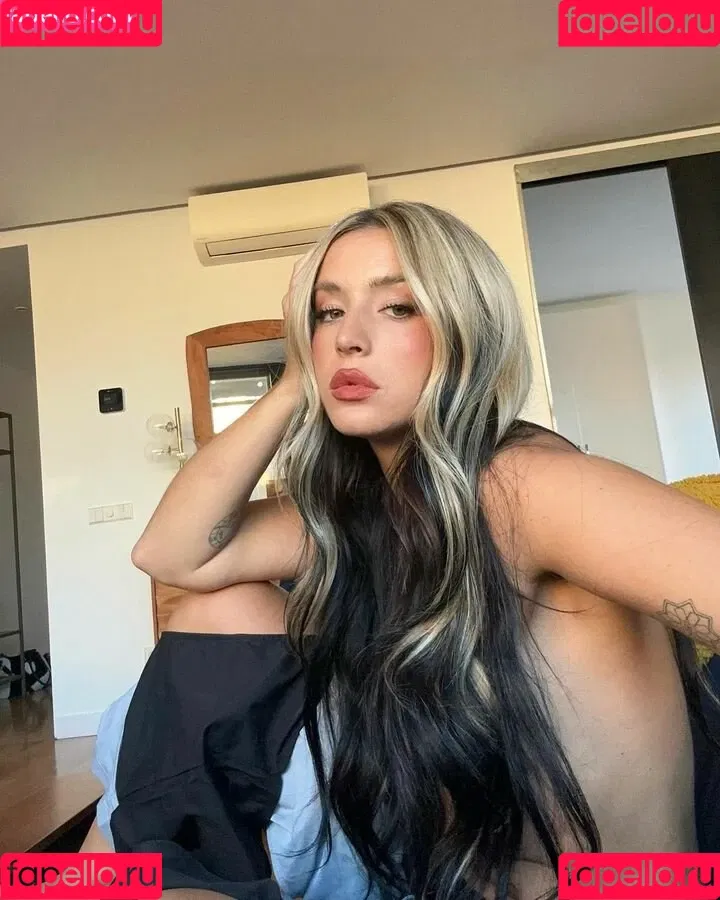 Lola Indigo / lolaindigo Onlyfans Photo Gallery 