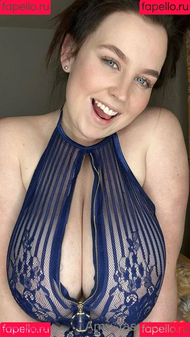 AmyYasmine_ / amy-yasmine Onlyfans Photo Gallery 