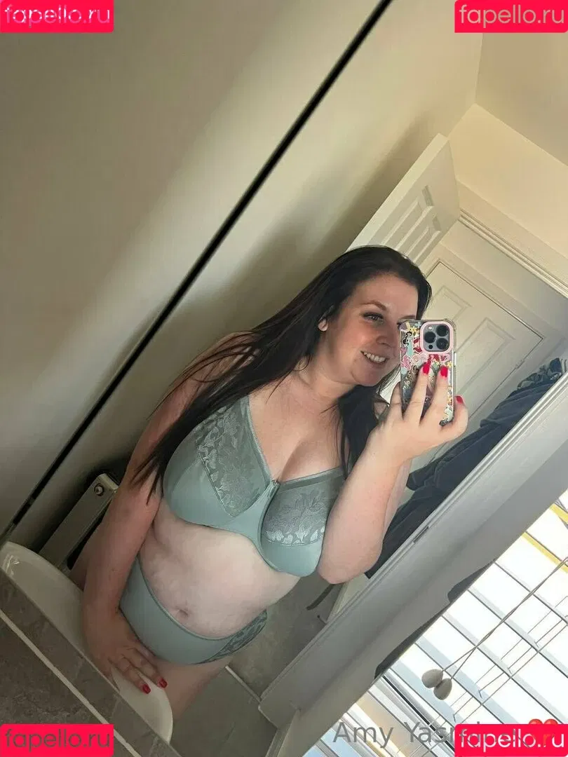 AmyYasmine_ / amy-yasmine Onlyfans Photo Gallery 