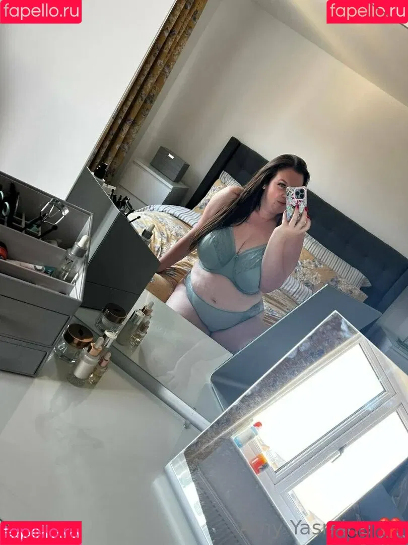 AmyYasmine_ / amy-yasmine Onlyfans Photo Gallery 