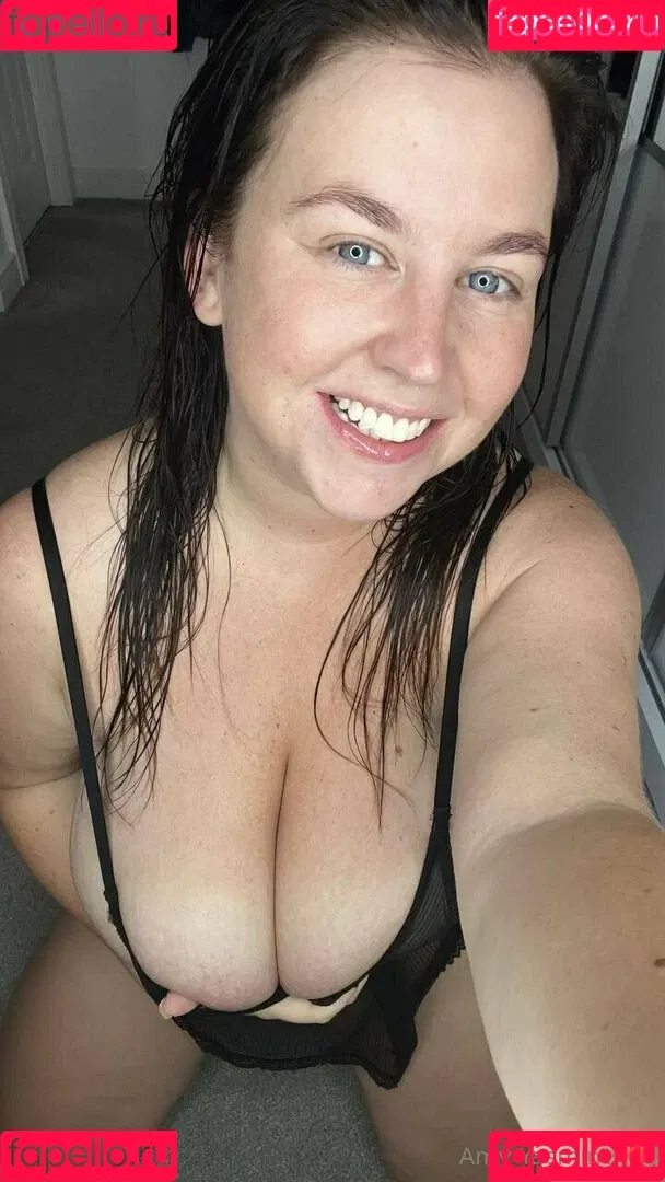 AmyYasmine_ / amy-yasmine Onlyfans Photo Gallery 