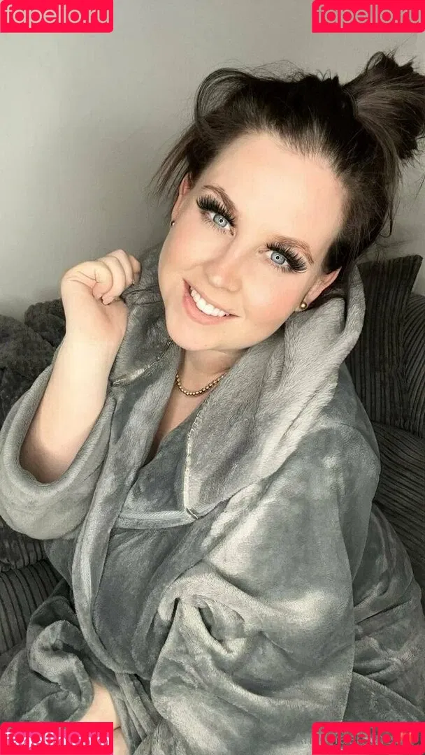 AmyYasmine_ / amy-yasmine Onlyfans Photo Gallery 