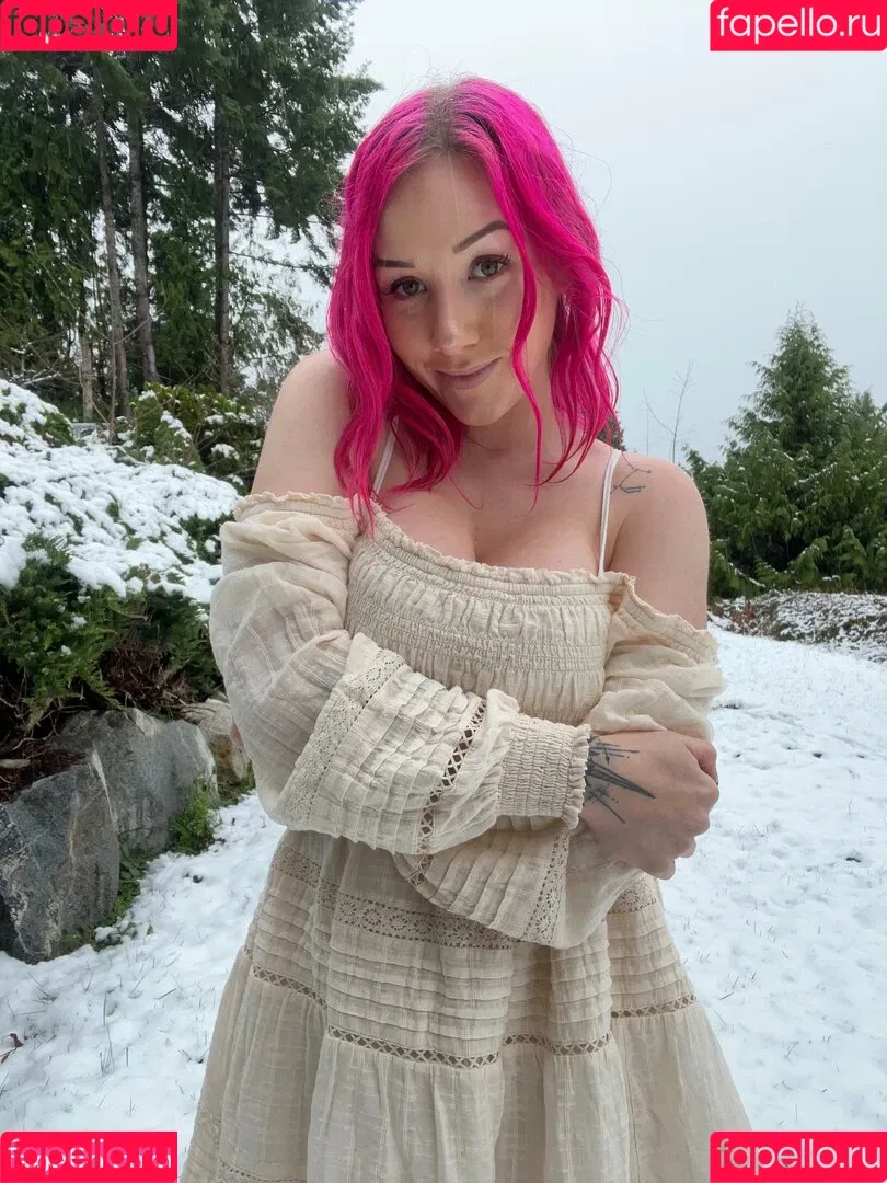 Sofia Sunshine / x.sofiasunshine / xsofiasunshine Onlyfans Photo Gallery 