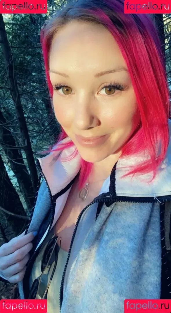 Sofia Sunshine / x.sofiasunshine / xsofiasunshine Onlyfans Photo Gallery 