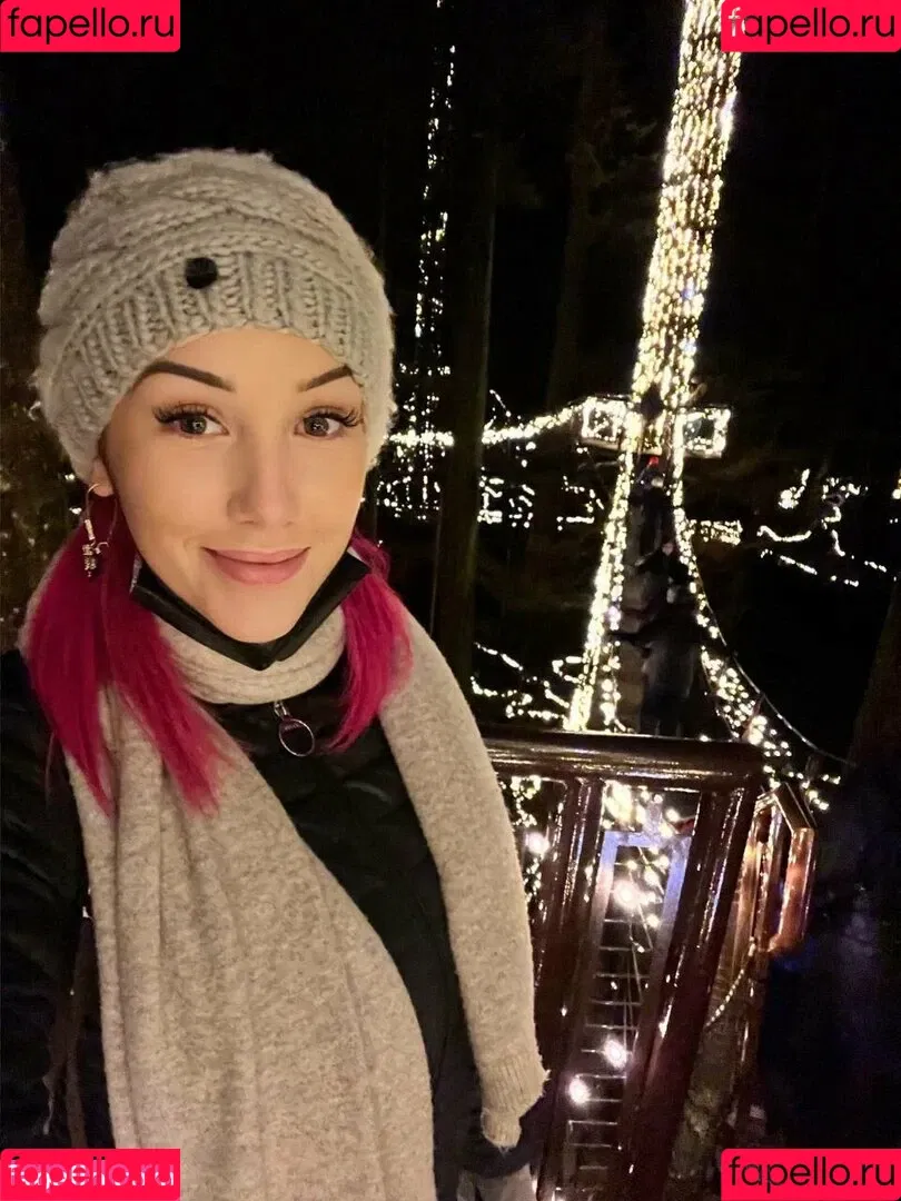 Sofia Sunshine / x.sofiasunshine / xsofiasunshine Onlyfans Photo Gallery 