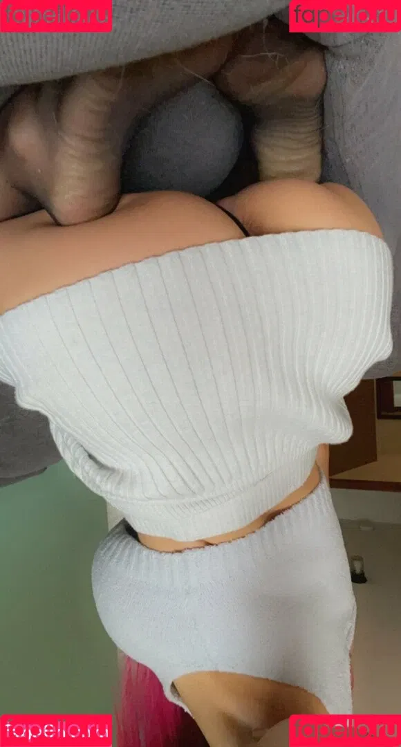 Sofia Sunshine / x.sofiasunshine / xsofiasunshine Onlyfans Photo Gallery 