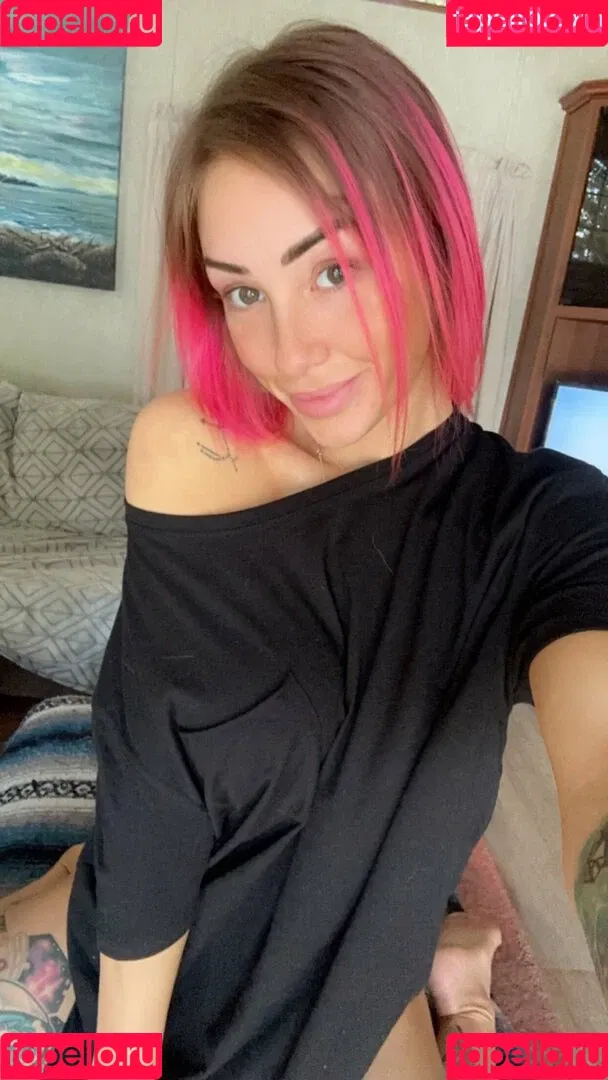 Sofia Sunshine / x.sofiasunshine / xsofiasunshine Onlyfans Photo Gallery 