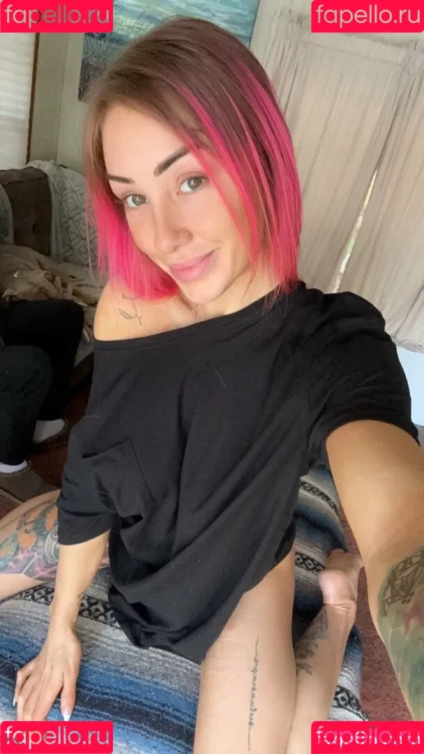 Sofia Sunshine / x.sofiasunshine / xsofiasunshine Onlyfans Photo Gallery 