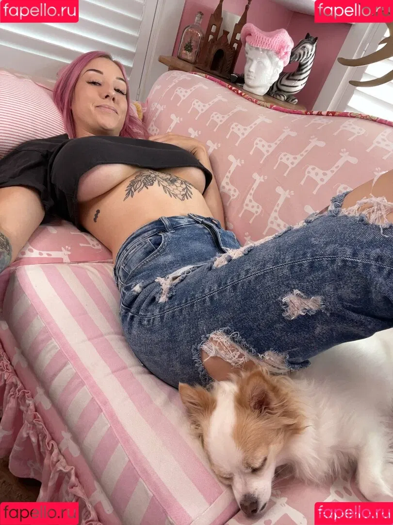 Sofia Sunshine / x.sofiasunshine / xsofiasunshine Onlyfans Photo Gallery 